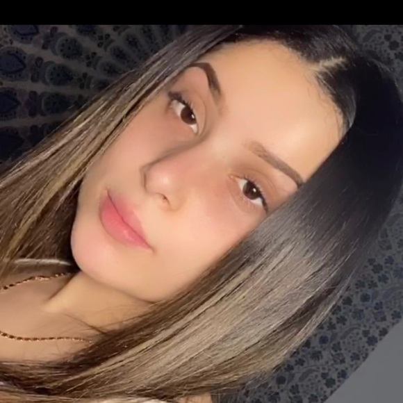 _char1izee